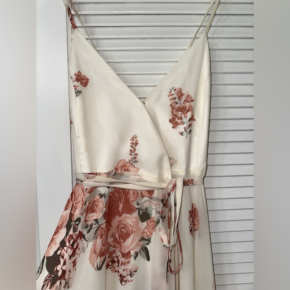 Floral dress for wedding NEW - Picture 5 of 8